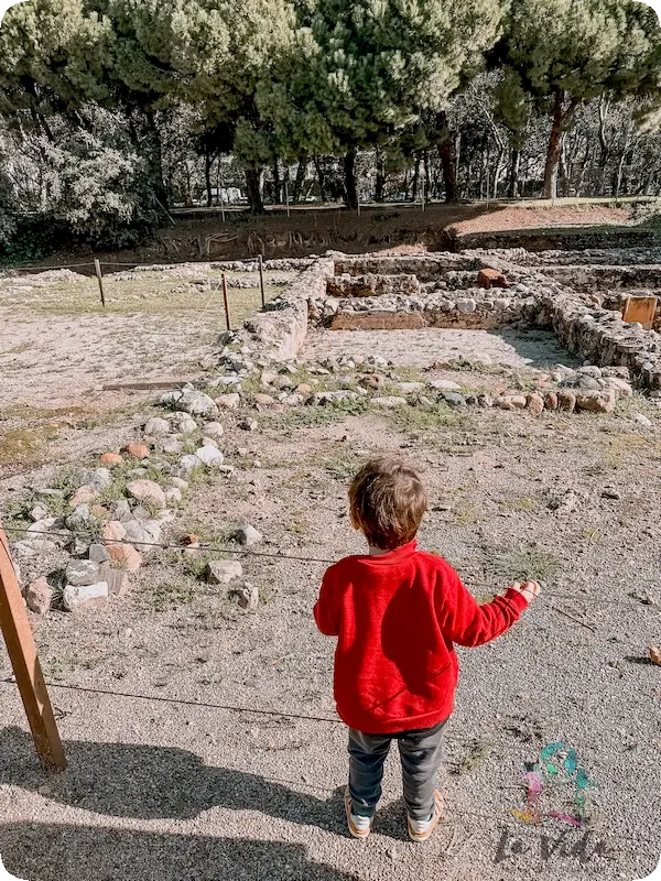 Eric en la Villa romana de la Llosa Cambrils