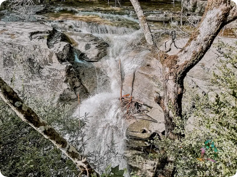 Saltos de agua en la Riera de Rupit