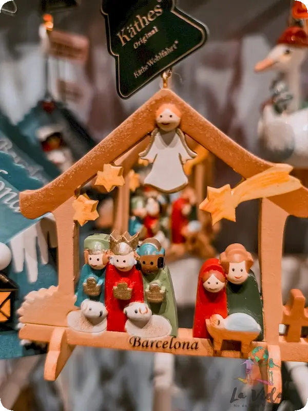 Decoración local en Bola de Navidad Barcelona en Interior Käthe Wohlfahrt Barcelona