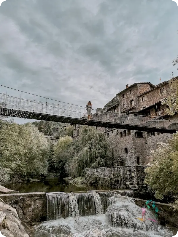 Puente Colgante o Pont Penjat, uno de los símbolos de Rupit