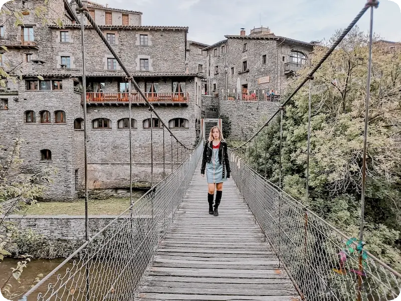 Puente Colgante de Rupit , pueblo medieval que ver en Catalunya