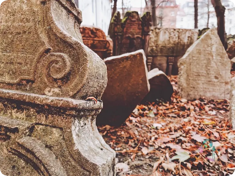 Tumbas cementerio judio de Praga