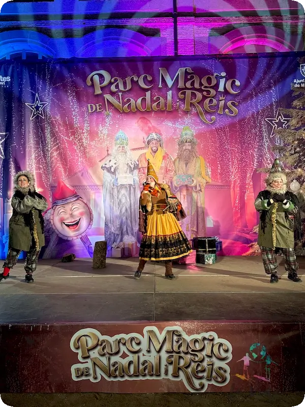 Actuación Parc Magic Nadal i Reis en Manlleu