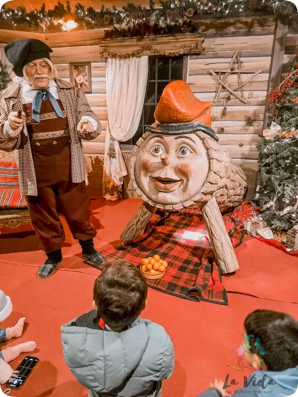 El Primer tió en Parc Màgic de Nadal i Reis Manlleu