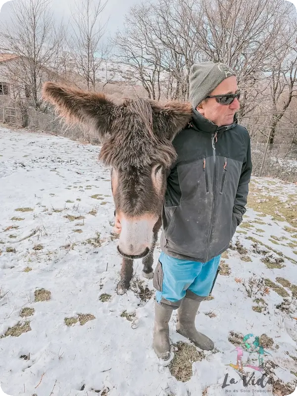 Casimiro, fundador y propietario de A Ritmo de Burro