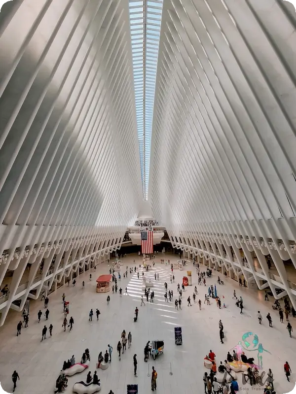 Interior Oculus de Calatrava
