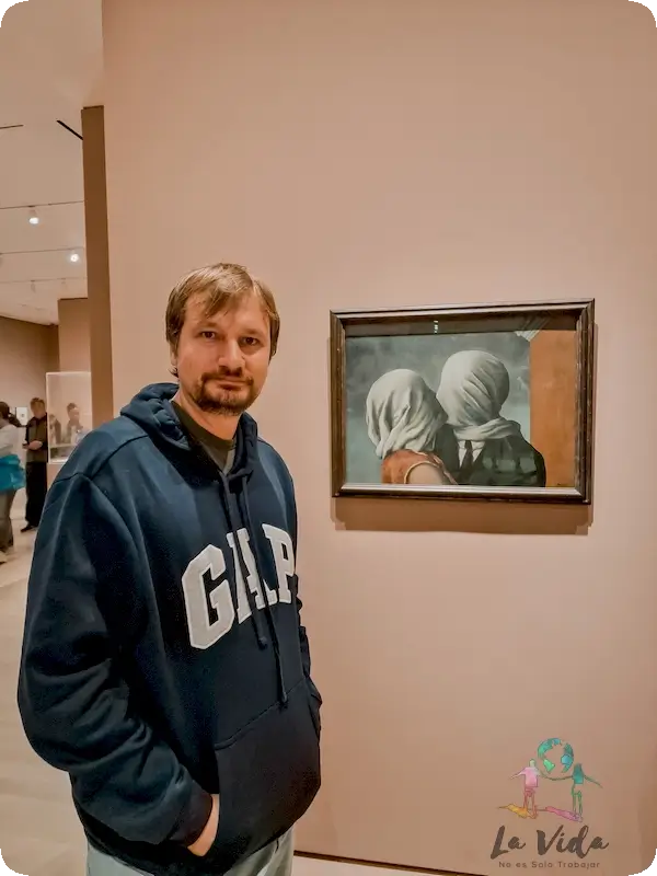 Dani con lo Los amantes, René Magritte Moma Nueva York