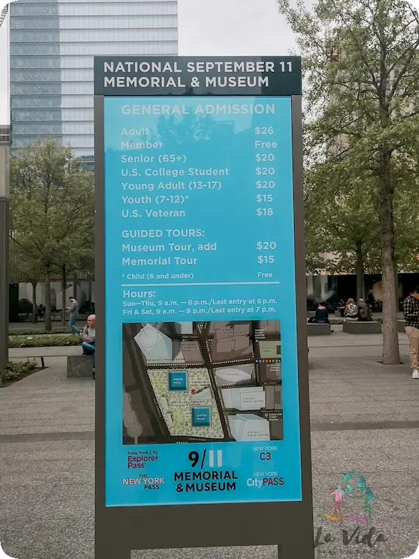 Museo 11s, tabla de precios que hay junto a la entrada