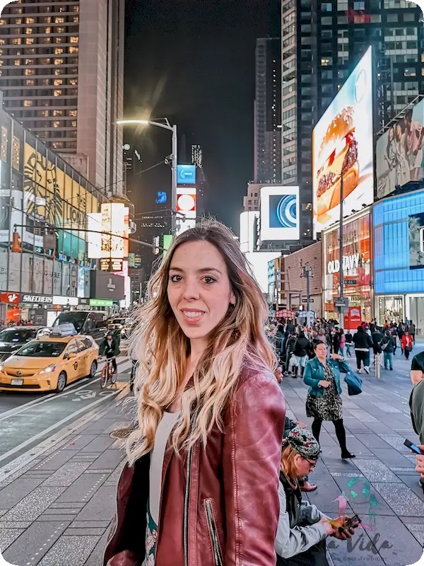 Judit en Times Square Nueva York