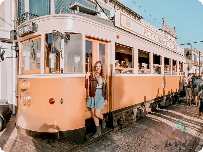 Tranvía Oporto en nuestra viaje de 3 días a Oporto