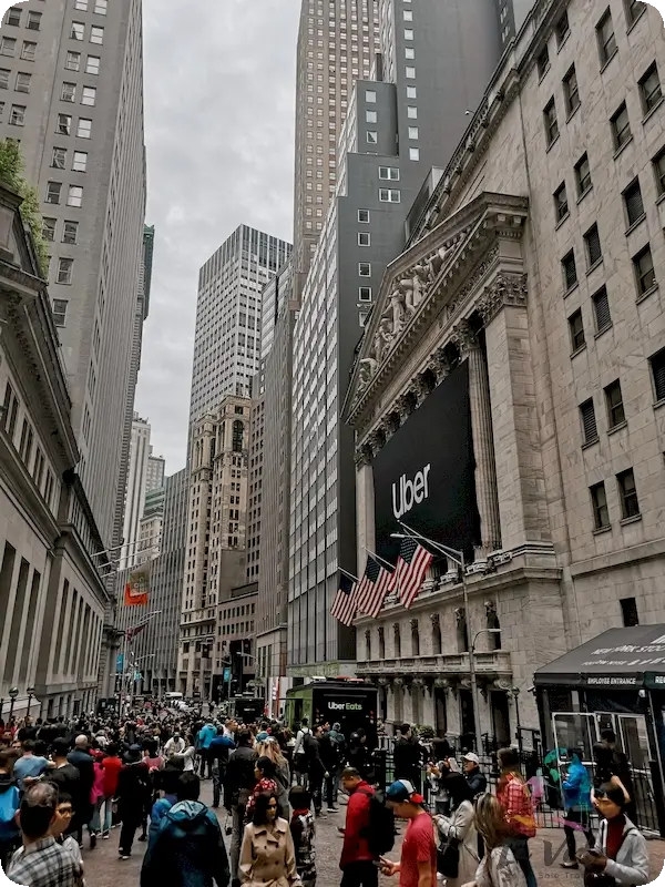 Foto edificios más conocidos Wall Street , la calle de la bolsa de Nueva York