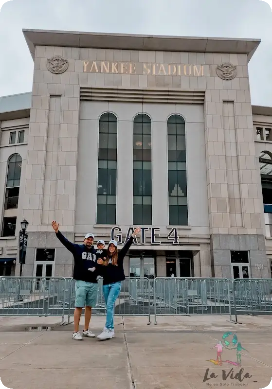 Foto familiar en Yankee Stadium